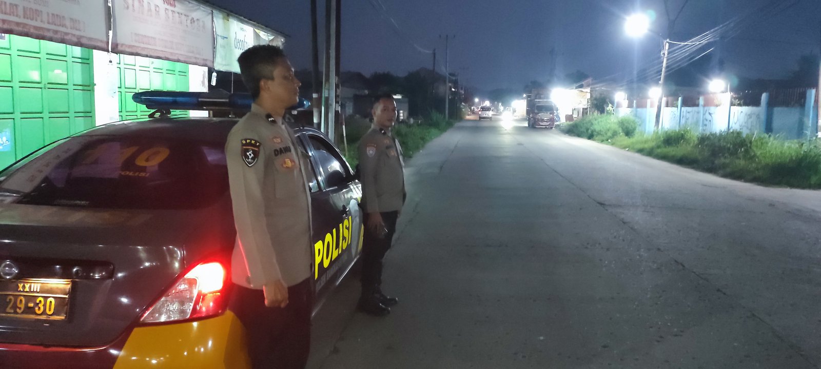 Kspkt Polsek Rangkasbitung Polres Lebak Giat Patroli Dini Hari di Jalan Maulana Hasanudin Cegah Balapan Liar